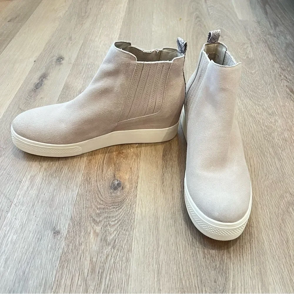 Dolce Vita Waite Suede Platform Wedge Sneaker Booties in Taupe NWT! Size 9 1/2